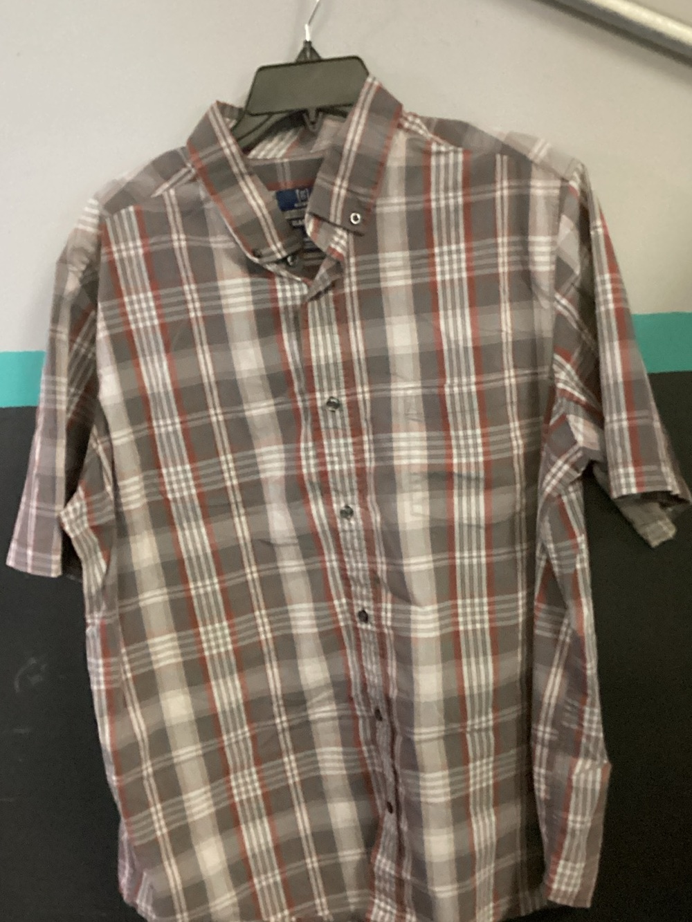 George Men's Short-Sleeve Plaid Button-Down Shirt - Gray & Red